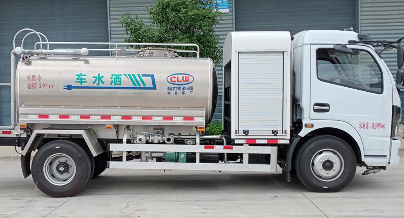 東風(fēng)凱普特型純電動(dòng)灑水車(chē)圖片3