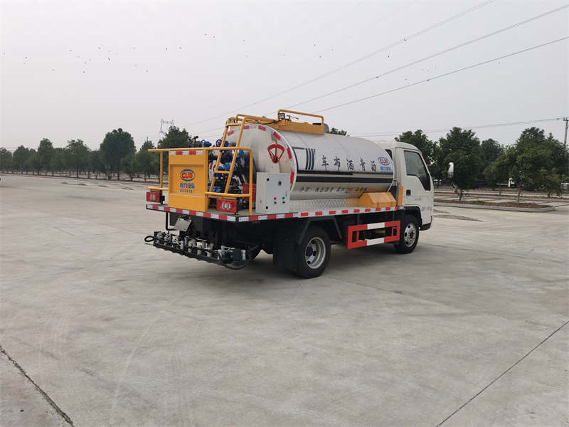 福田小卡之星1.09方標準型瀝青灑布車圖片4