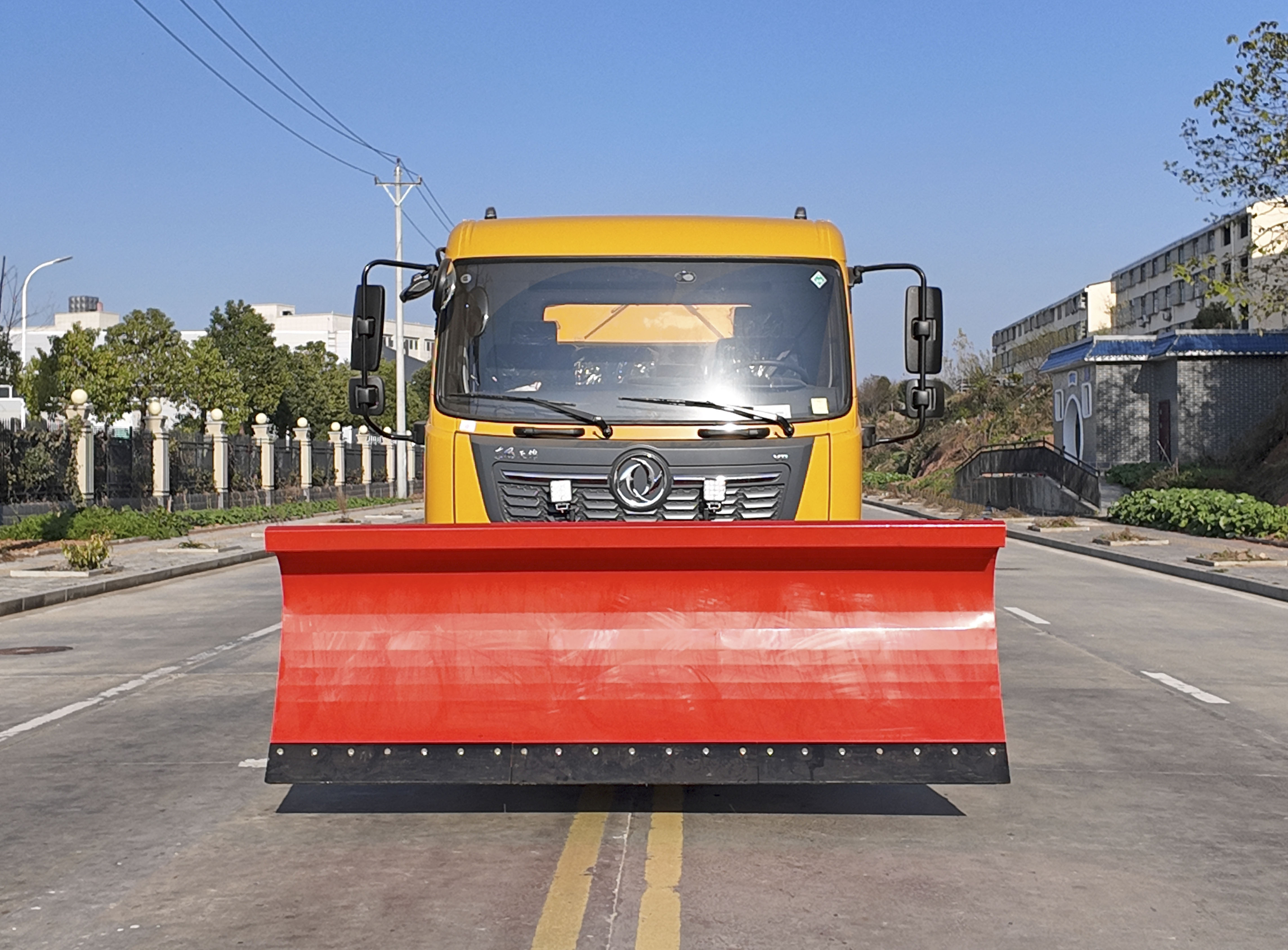 東風天錦多功能除雪車融雪車圖片2